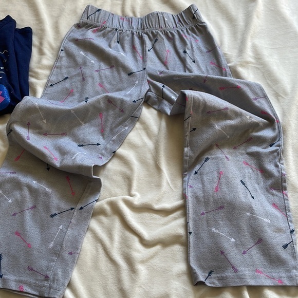 Cat & Jack Matching Pajama Set size Small - Picture 5 of 9